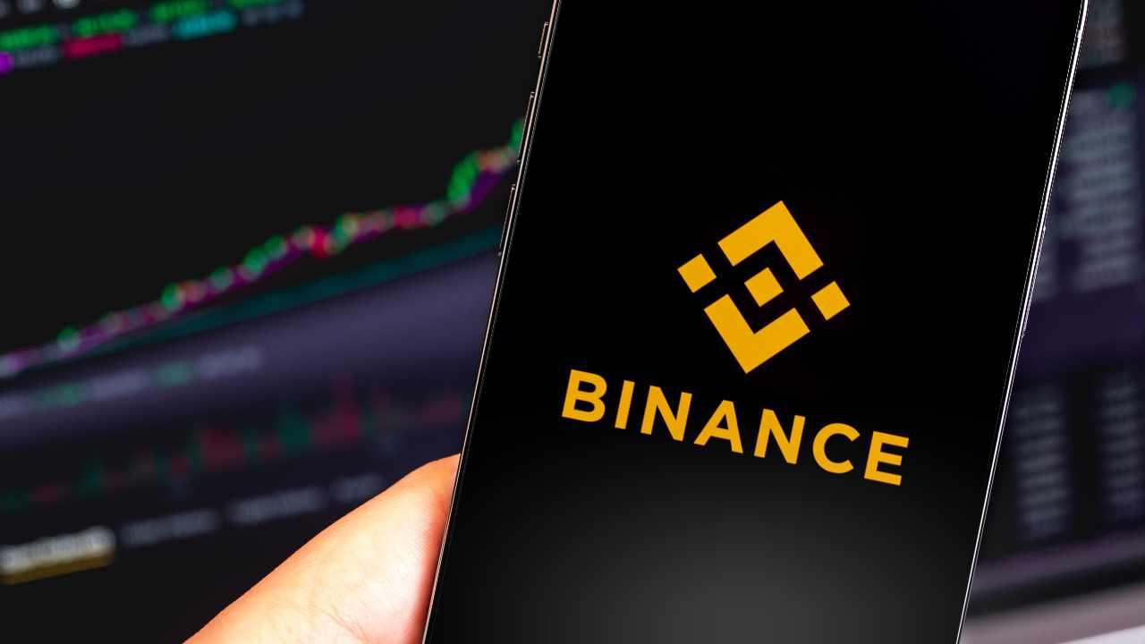 cach-kiem-coin-mien-phi-tren-binance