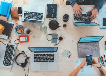 hackathon-la-gi-trong-crypto